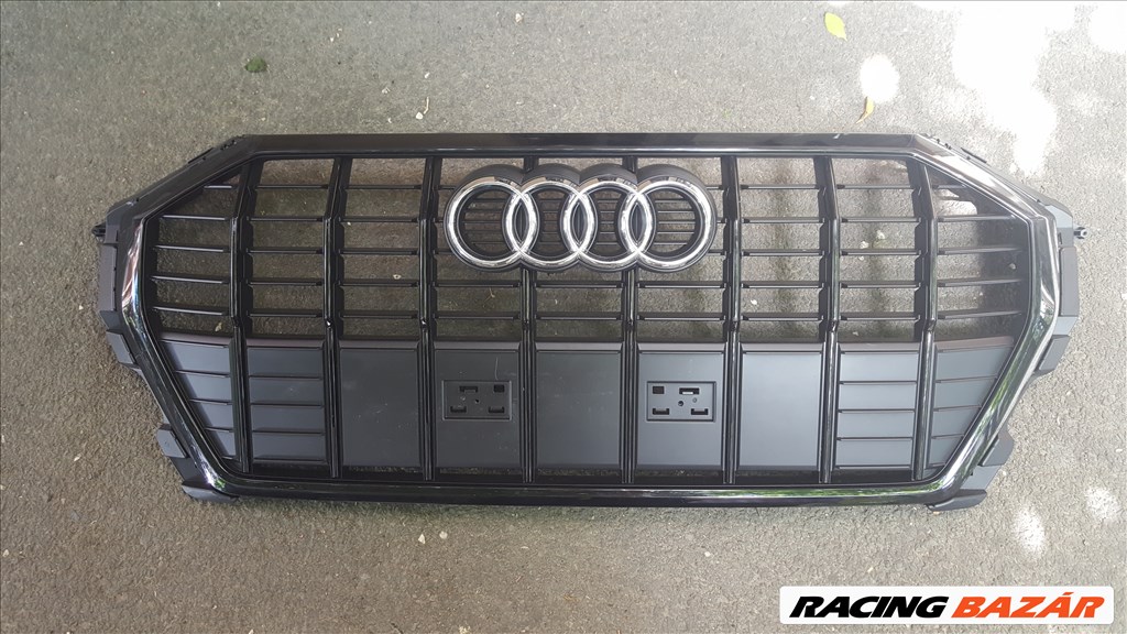 Audi Q3 S-line gyári hűtőmaszk, díszrács eladó. 83a853651 1. kép