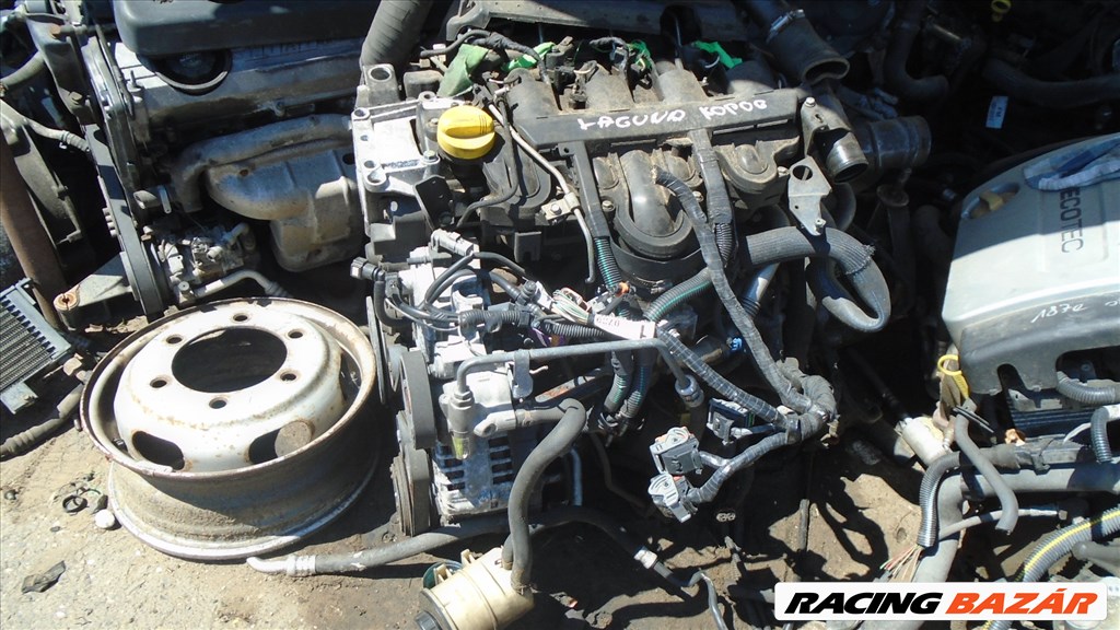 Renault Laguna 2,2 DCI motor eladó * 2. kép