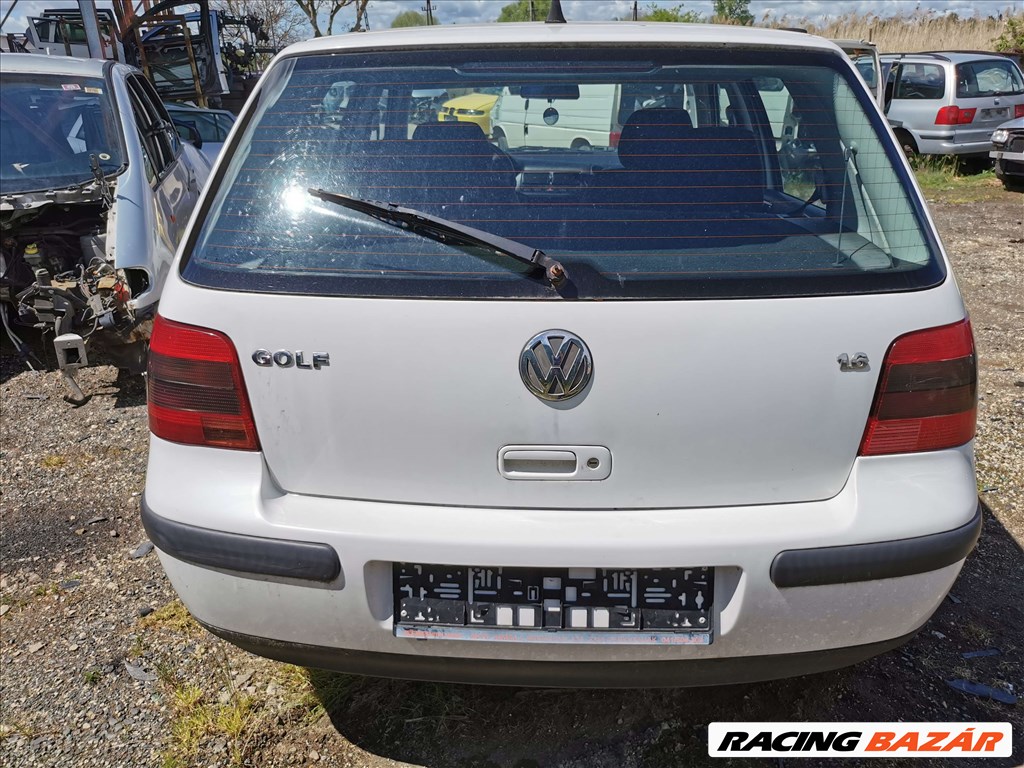 Volkswagen Golf IV 1.6 Vw Golf 4 1.6sr 5 sebességes kézi váltó DUU kóddal, 231.880km-el eladó 4. kép