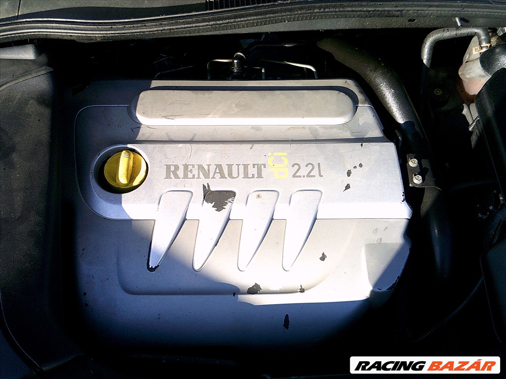 Renault Vel Satis bontott alkatrészei * 6. kép