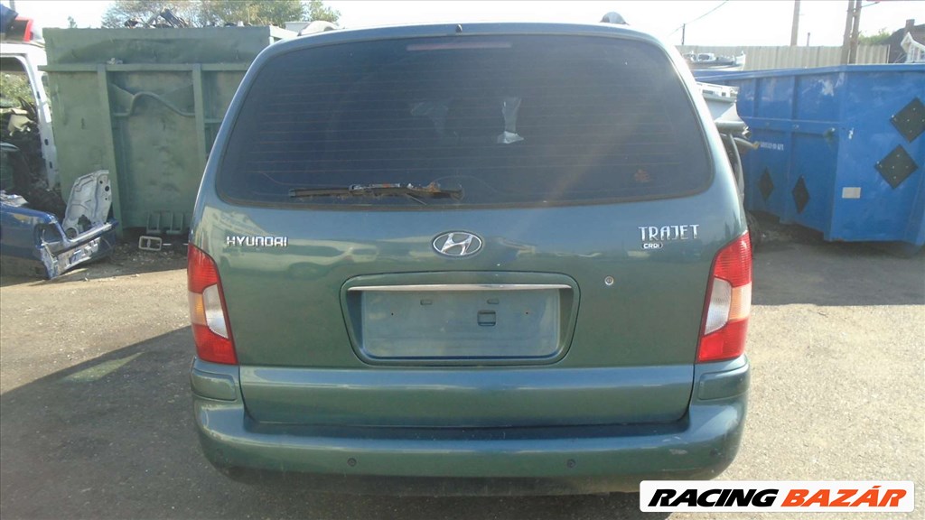 Hyundai Trajet bontott alkatrészei * 4. kép