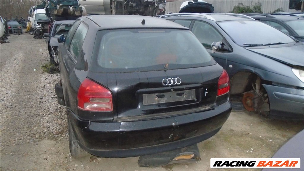 Audi A3 bontott alkatrészei * 12. kép