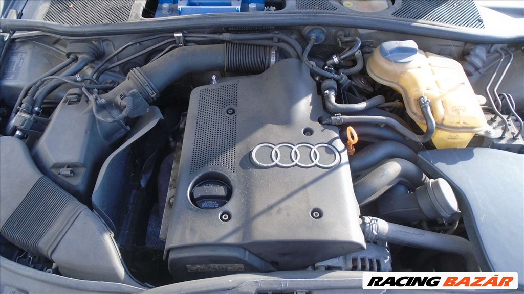 Audi A4 bontott alkatrészei * 31. kép