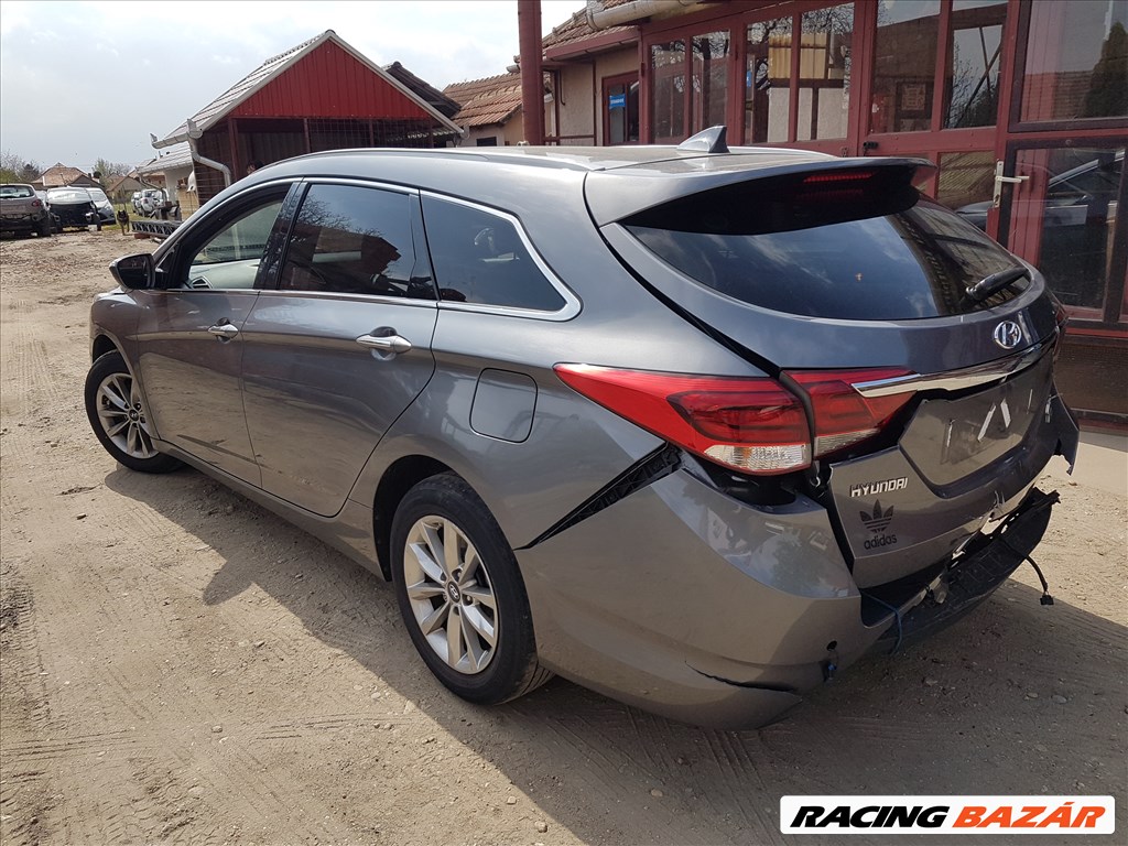 Hyundai I40 1.7 CRDI D4FD bontott alkatrészek, bontás, bontott jármű 4. kép