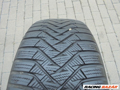 Laufenn LW31 225/55 R18  1. kép