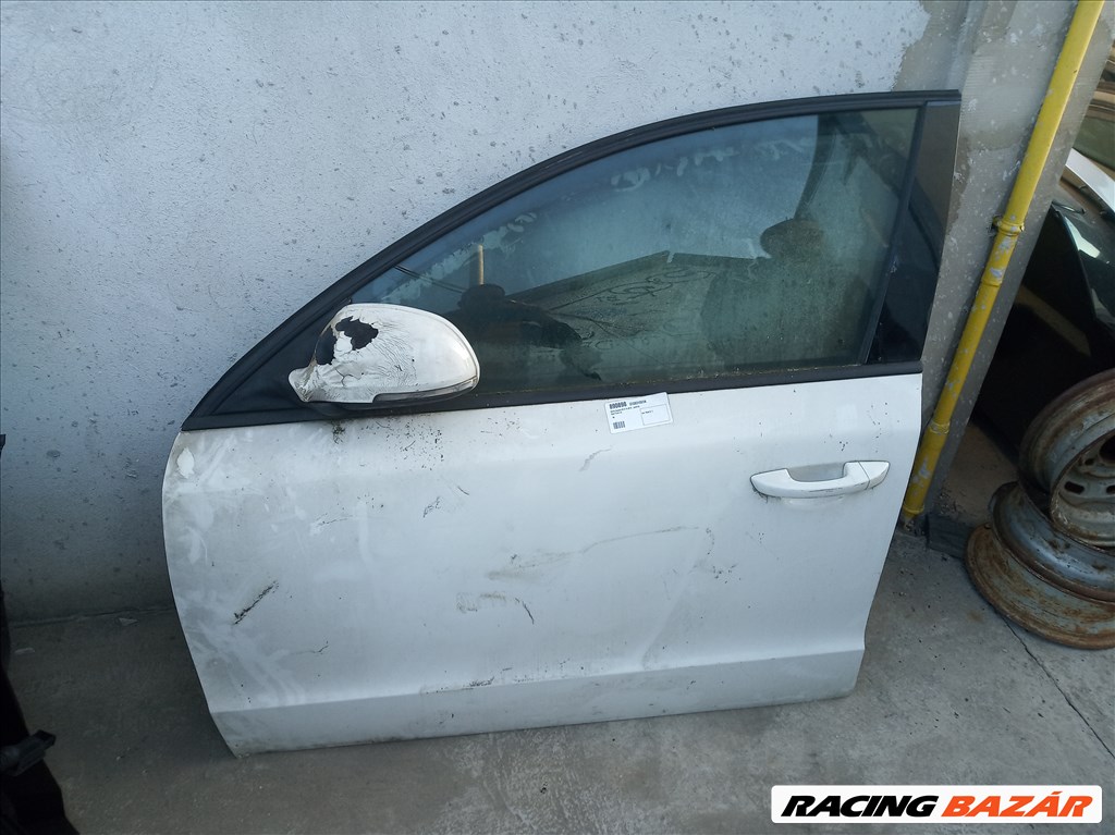 Skoda Superb 2 facelift 2013-2015 bal első ajtó üresen 1. kép