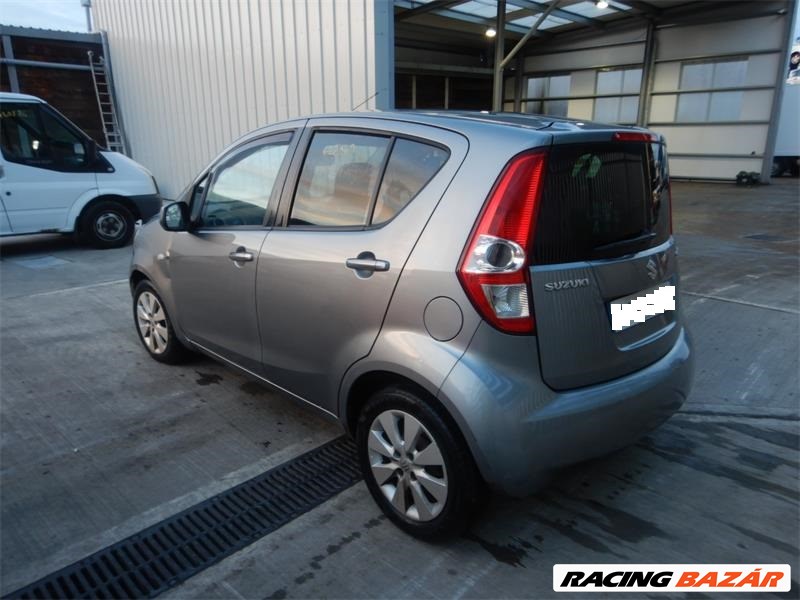 Suzuki Splash jobb első dobbetét 2. kép