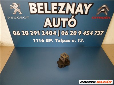 Peugeot 207 110 hűtőventilátor előtét ellenállás  8241001