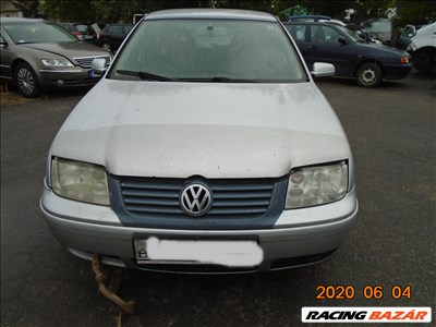 Volkswagen Bora (A4 Typ 1J) bontott alkatrészei