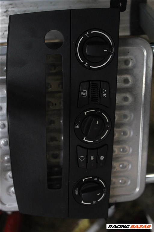 BMW  E60 klímavezérlő panel  6946979 1. kép