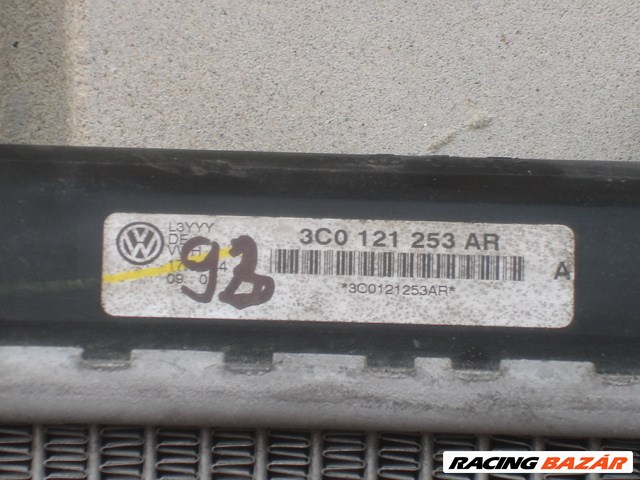 VW  Passat gyári vízhűtő 3C0121253AR 5. kép