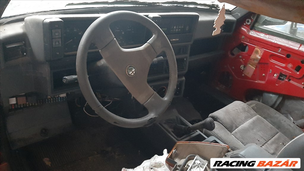 Alfa Romeo 75 3.0 V6 America bontott alkatrészek eladók! 10. kép