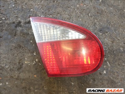 Daewoo Lanos sedan bal hátsó belső lámpa, világítás