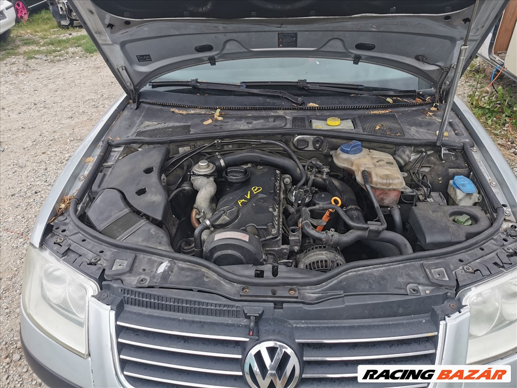 Volkswagen Passat kombi 1.9Tdi 130Le (B5.5) bontott alkatrészei LA7W színben eladók 3. kép