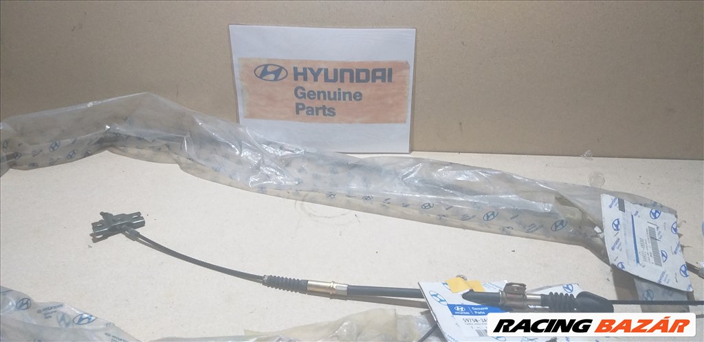 Hyundai Trajet. H100 Kézifékkötél. 1. kép