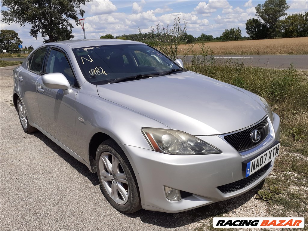 Lexus IS 220d 250 xe20 ezüst elemek ajtó lökhárító negyed eleje hatulja küszöb tető hátfal csomagtér 7. kép