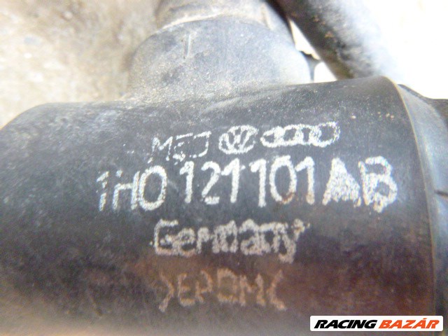 Volkswagen GOLF 3 1,6 BENZIN AEK vízcső  1H0121101AB 6. kép