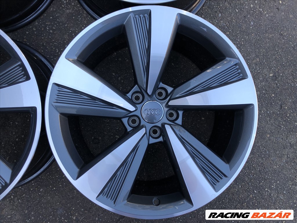 4db gyári 19" Audi A8 - A7 - A5 alufelni. (1709) 2. kép