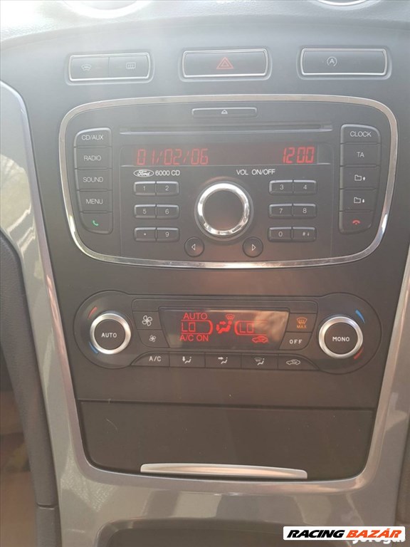 Ford mondeo connect focus cd6000 facelift rádió fejegység gyári 1. kép