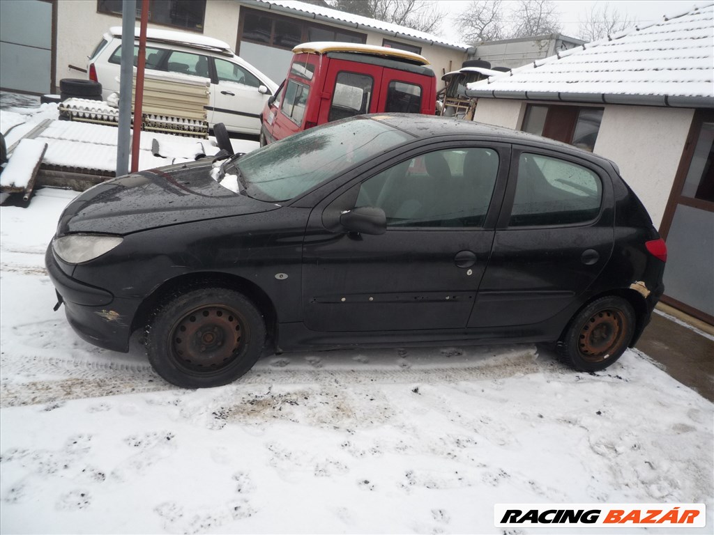 Peugeot 206 bontott alkatrészei 2. kép