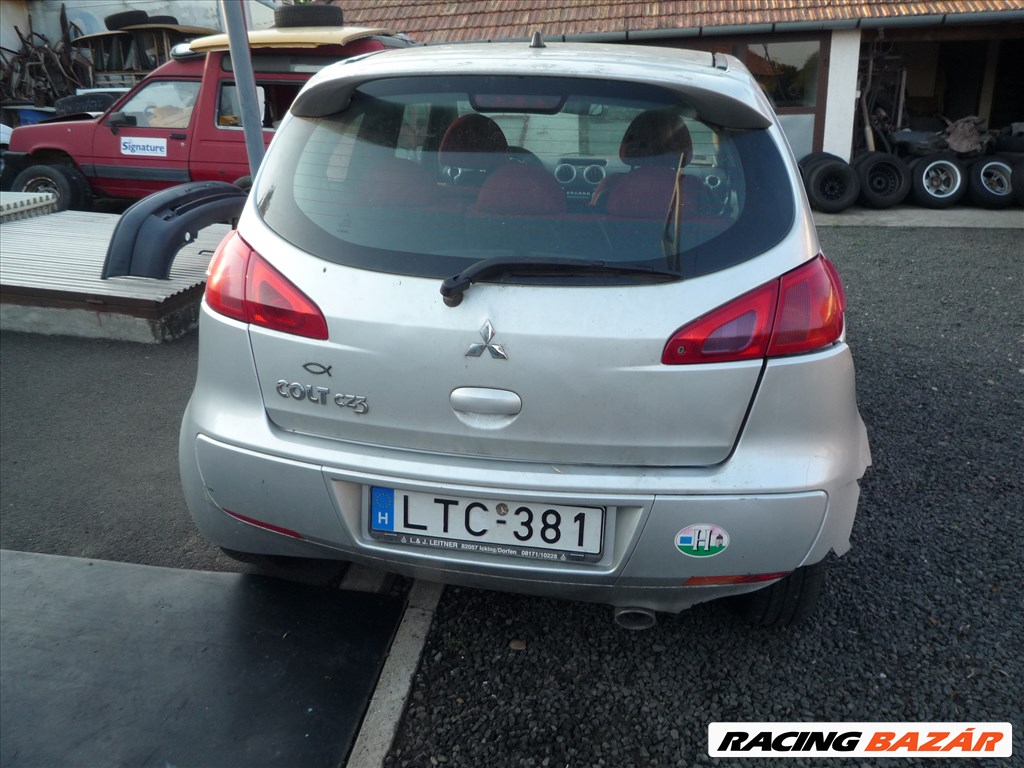 Mitsubishi Colt bontott alkatrészei 2. kép