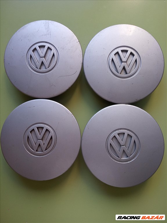 Volkswagen VW 6N0601149A gyári alufelni felnikupak, felniközép, felni kupak 1. kép