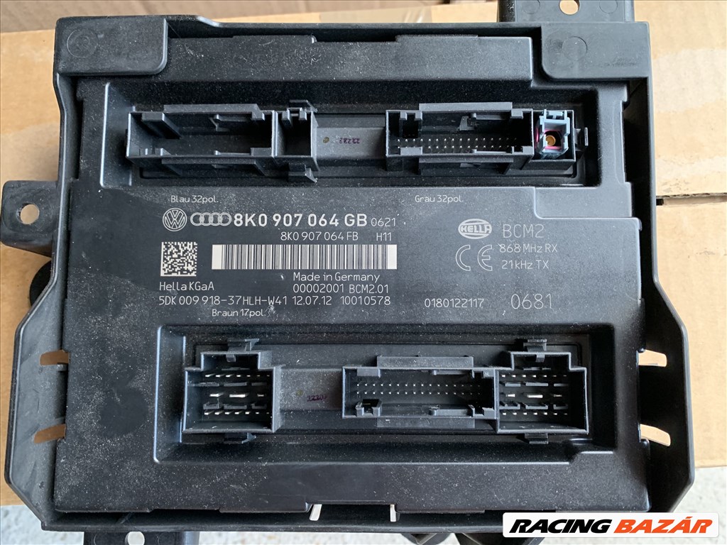 Audi A4 B8, Audi A5 8T komfort modul 1. kép