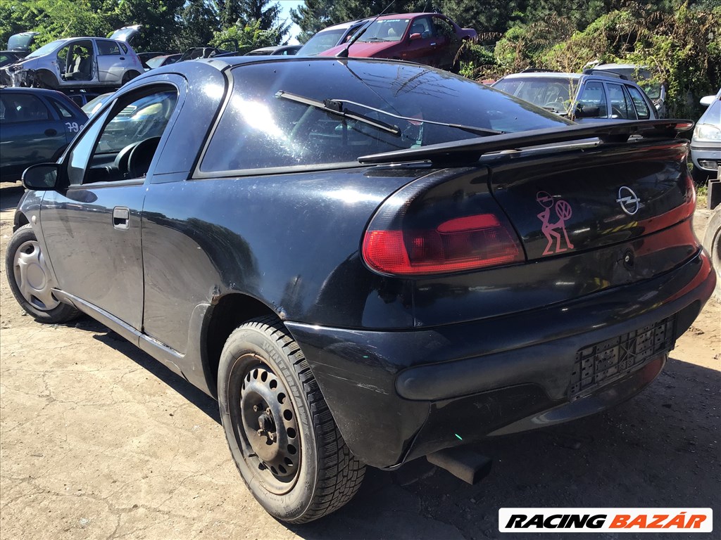 Opel Tigra Coupe bontott alkatrészei 2. kép