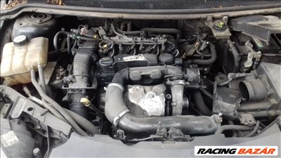Ford Focus II 1.6 TDCI G8BD motor, hengerfej, porlasztó