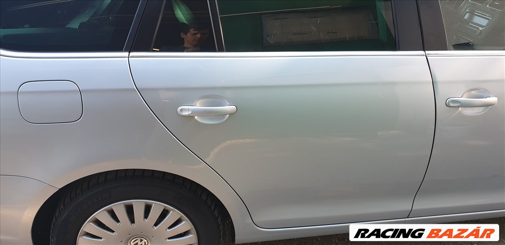 Volkswagen Golf VI kombi, Volkswagen Golf V kombi oldal ajtó LA7W színkóddal 3. kép