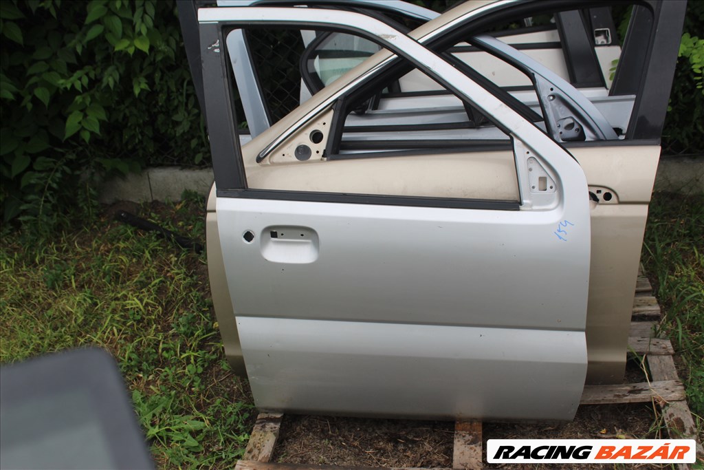 Suzuki Ignis 2001-2003  jobb első ajtó üresen (154.) 1. kép