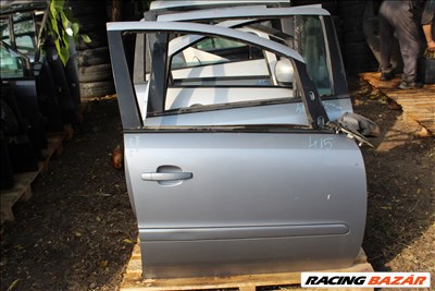 Opel Zafira B jobb első ajtó üresen (415.)