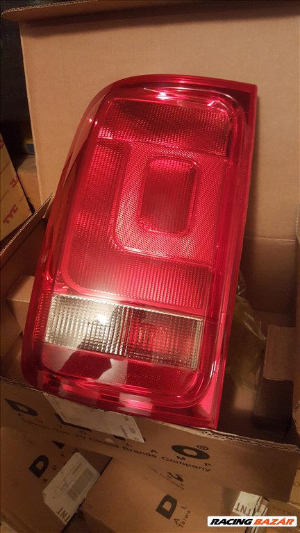 Volkswagen Amarok bal hátsó lámpa dobozában eladó. 5785931 1. kép