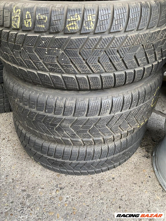  235/50R18 használt Pirelli téli gumi 6mm 1. kép