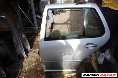 Volkswagen Golf IV bal hátsó ajtó üresen (488)