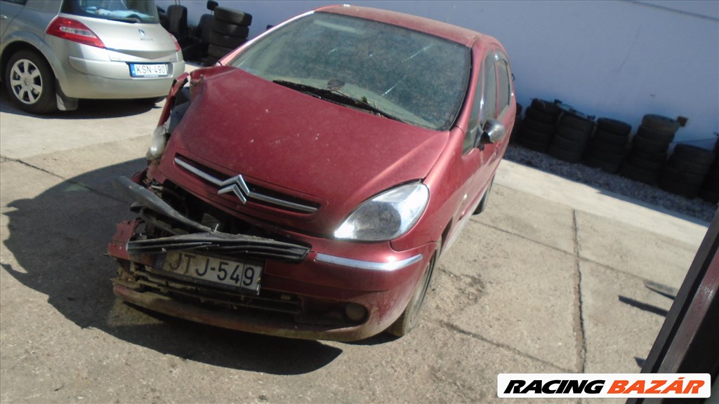 Citroën Xsara Picasso bontott alkatrészei 2. kép