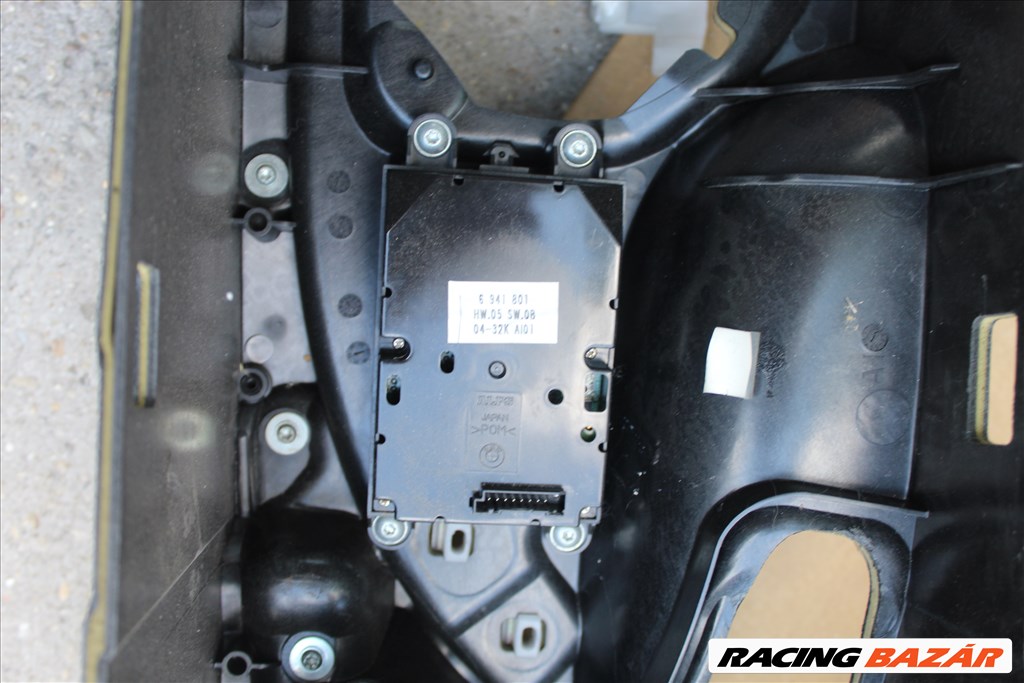BMW  E60/E61 kardánbox kapcsolóval  6941801 2. kép