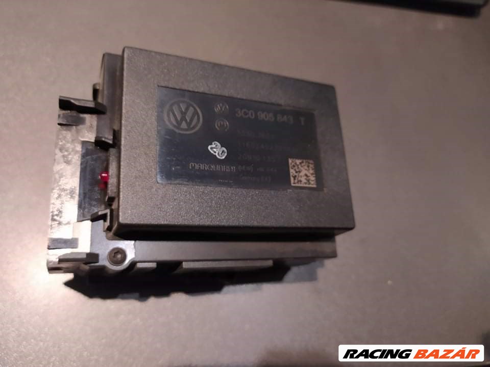 VW Passat Gyújtáskapcsoló 3C0905843T Passat B6, B7 Elektromos gyújtás kapcsoló 1. kép