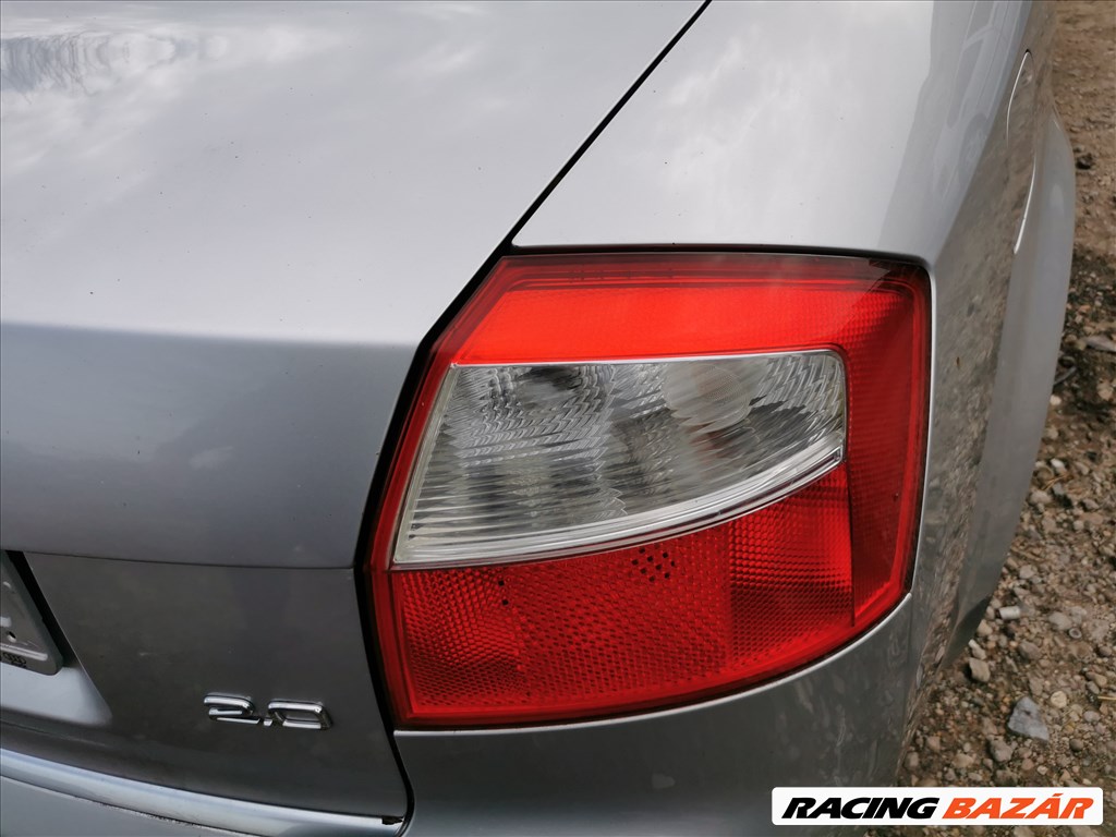 Audi A4 B6 sedan karosszéria elemek LY7W színben eladók 17. kép