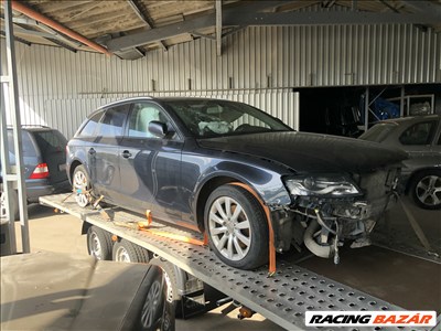 Audi A4 B8 2011 bontás 