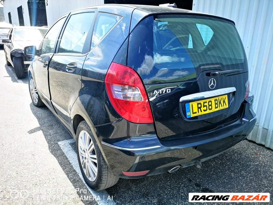 Mercedes A 150 Automata (W169) bontott alkatrészei 4. kép