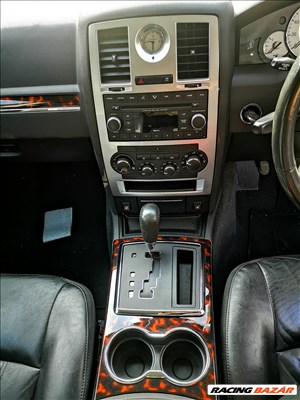 Chrysler 300C rádió 