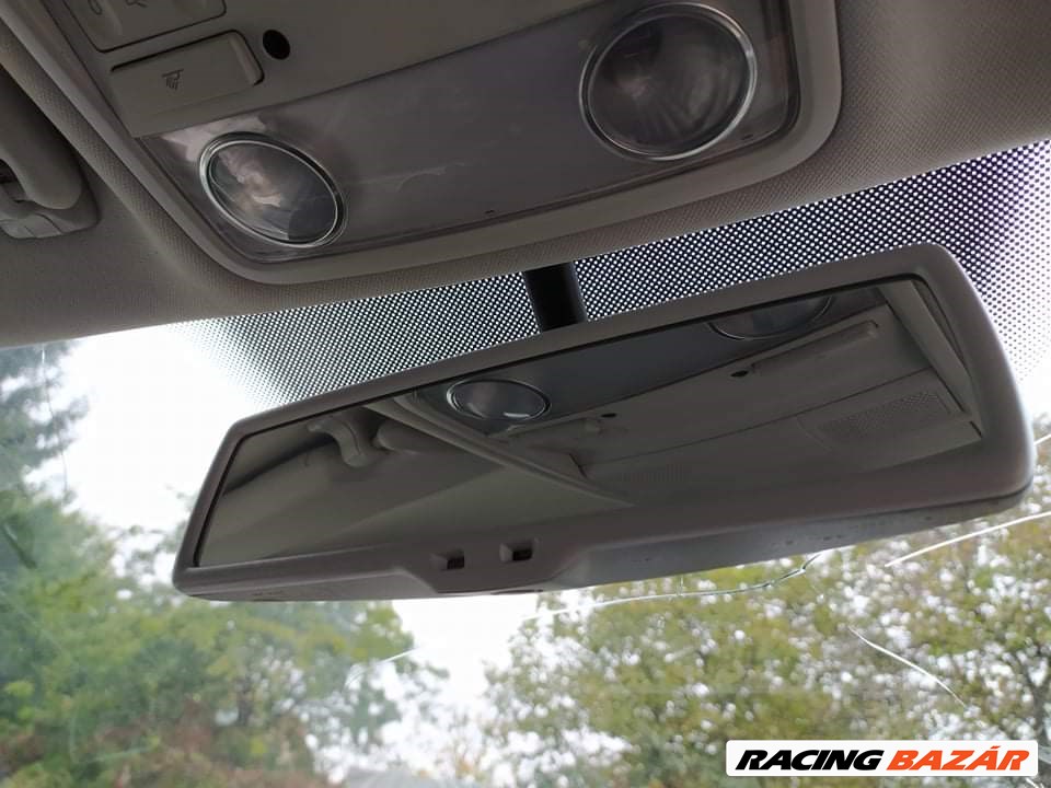 VW Passat Fényre Sötétedő belső vissza pillantó tükör, olvasó lámpa Passat belső világítás  1. kép