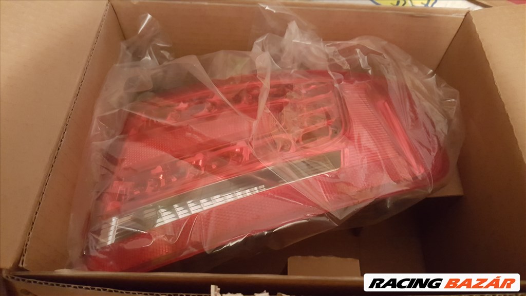 Audi A4, S4 (B8) jobb hátsó ledes lámpa dobozában eladó. 0327936 2. kép