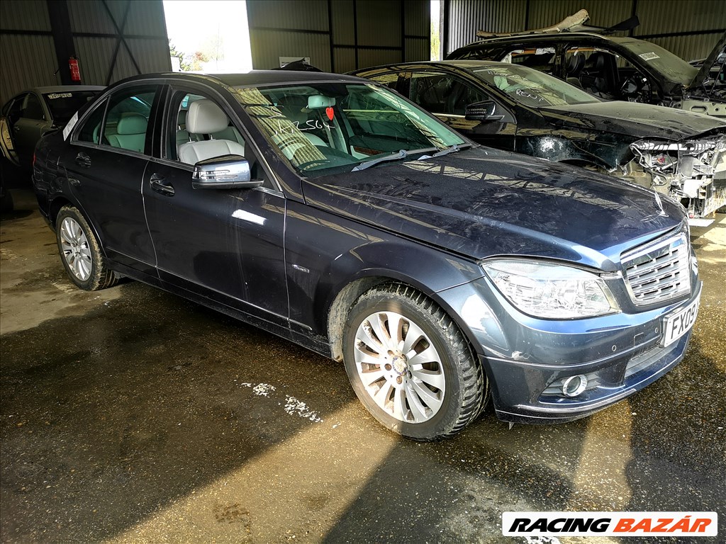 Mercedes C 220CDI OM646 (W204) bontott alkatrészei 1. kép