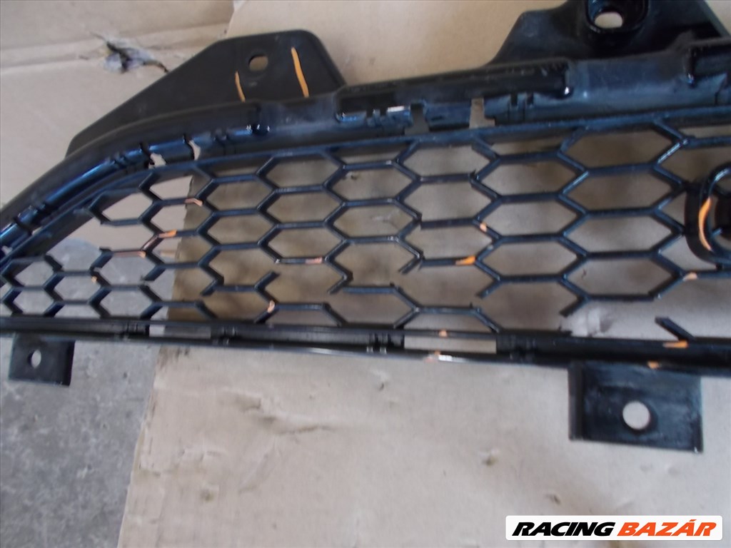 AUDI RS Q3 első lökhárító rács 2015-2019 8u0807683e 5. kép