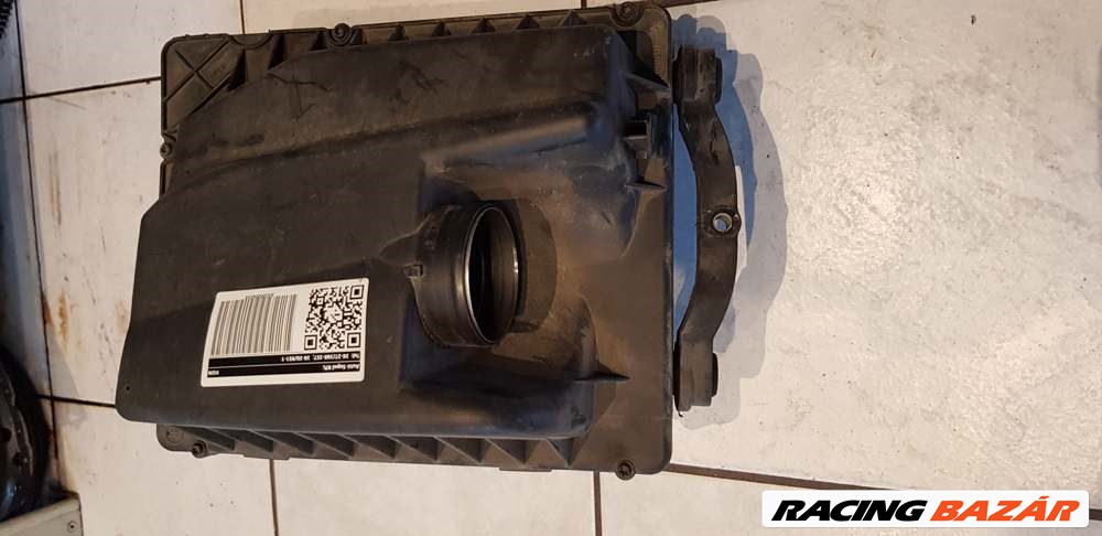 Opel Astra H, Zafira B levegőszűrő ház 13273413 1. kép