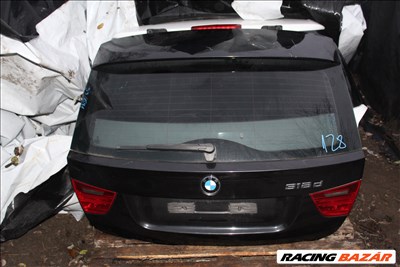 BMW E91 LCI  csomagtér ajtó üresen (128.)