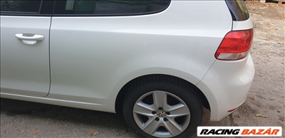 Volkswagen Golf VI bal hátsó sárvédő 3 ajtóshoz színkód: LB9A