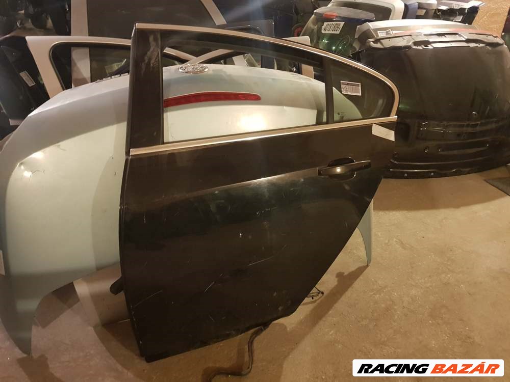 Opel Insignia A bal hátsó ajtó 22796347 1. kép